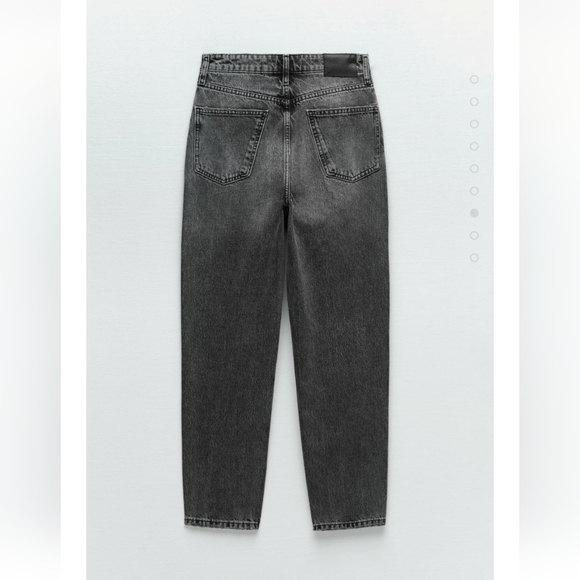 Zara Mom Fit Jeans - Picture 2 of 15